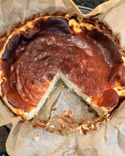 Load image into Gallery viewer, Basque Cheese Cake
