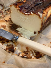 Load image into Gallery viewer, Basque Cheese Cake
